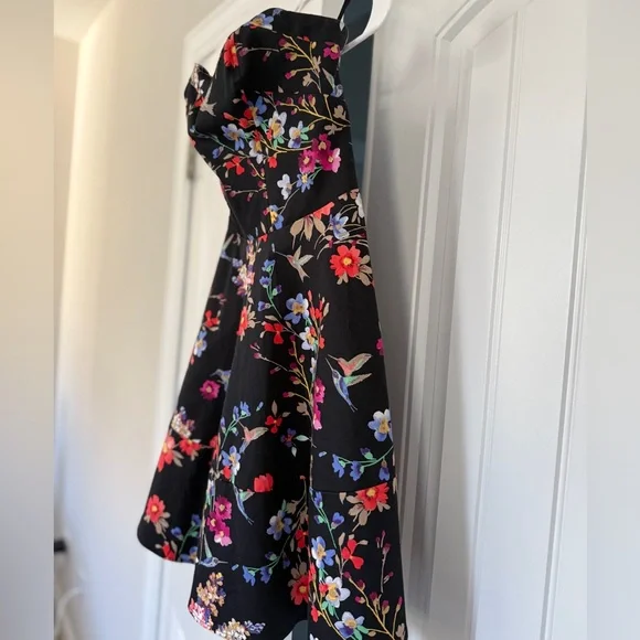🌺Express Black Strapless A-Line Cocktail Dress with Vibrant Colors - Picture 6 of 8